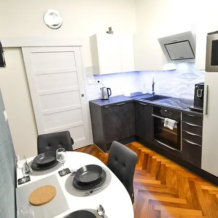Brandly New Apartment Andel Prague Exterior photo