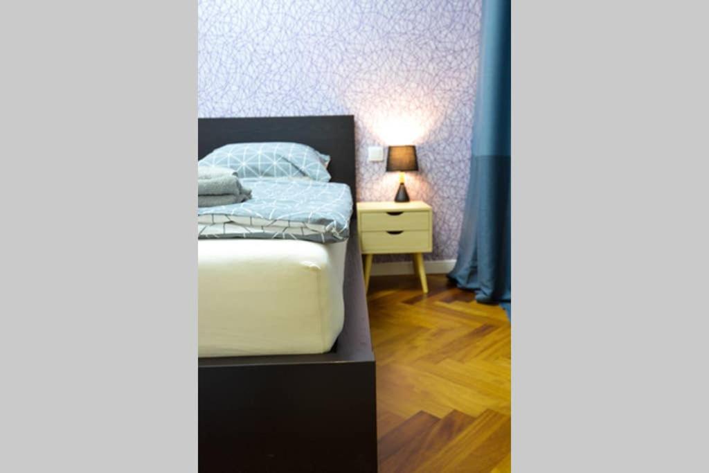 Brandly New Andel Praga